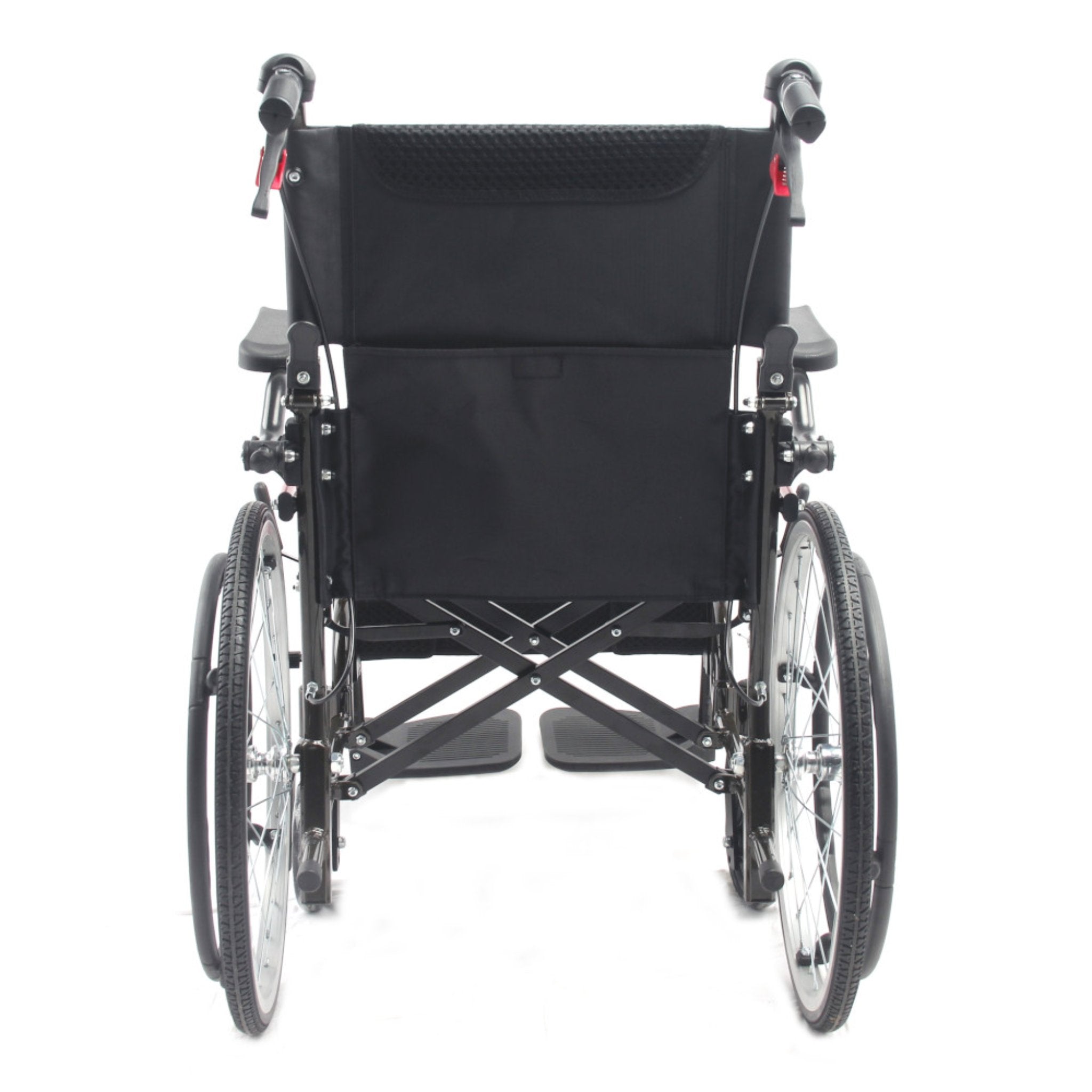 Lättvikts rullstol modell 2242 sedd bakifrån med hopfällbar konstruktion, hjälpmedelsbutiken VI HP